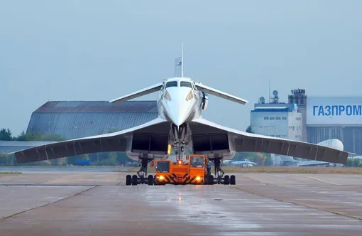 советский сверхзвуковой лайнер Ту-144